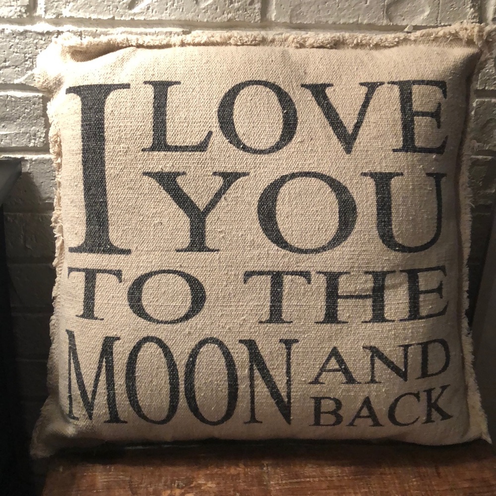Decorative pillow
